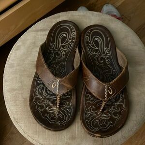 OluKai leather sandals